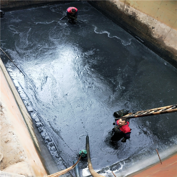 上安乡废水池清理