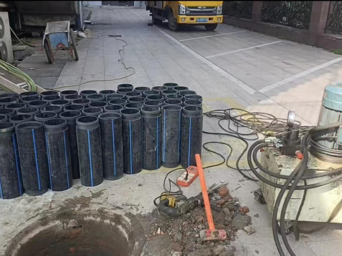 上安乡PE置换管厂家 DN315置换管 非开挖管短管置换